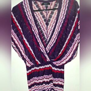 EXPRESS BRAND SILK SWEATER! ITS SO FLATTERING ON !! XS